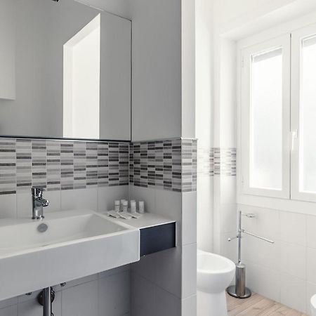 Apartment Costanza In Рим Екстериор снимка