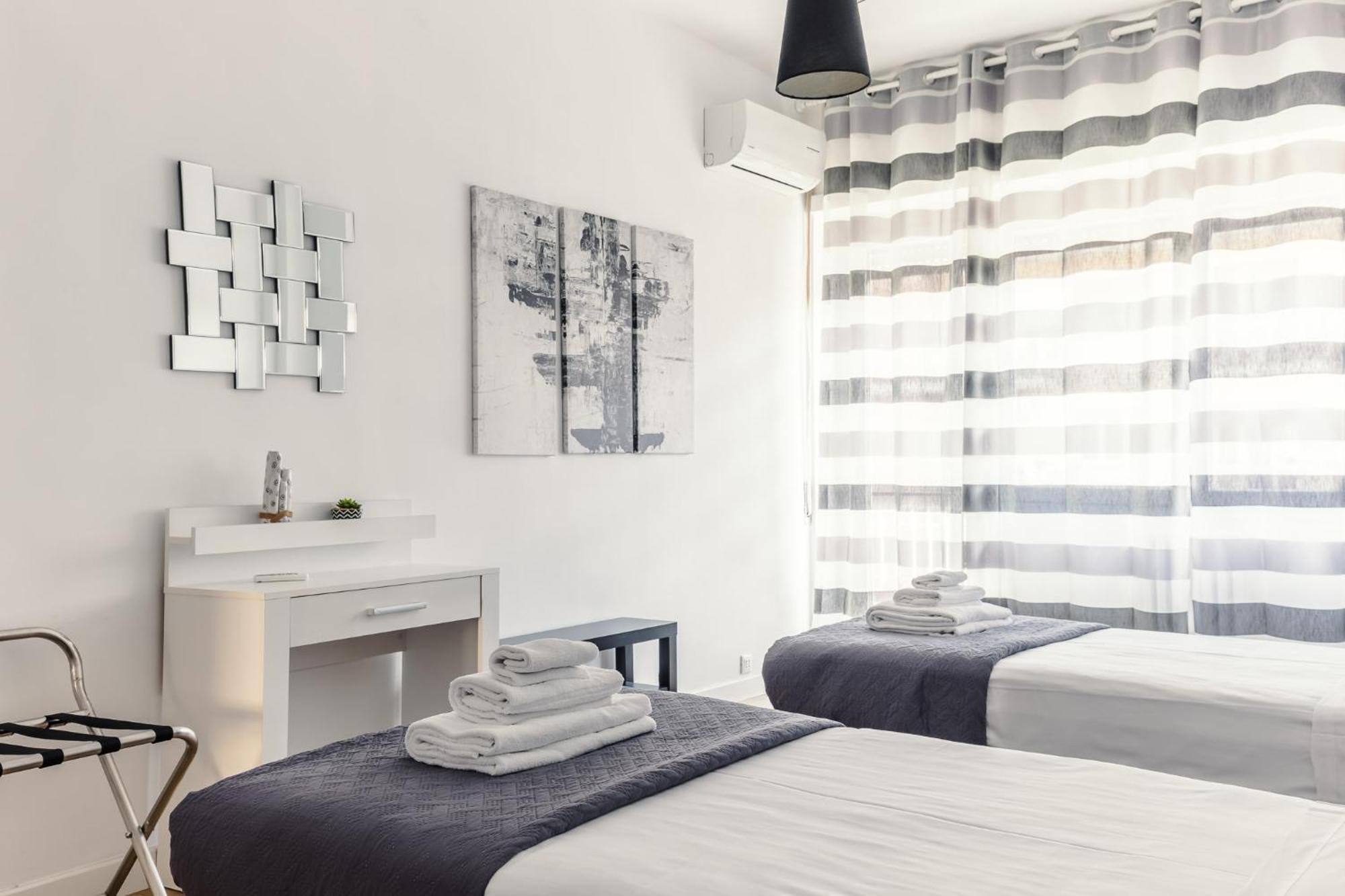 Apartment Costanza In Рим Екстериор снимка