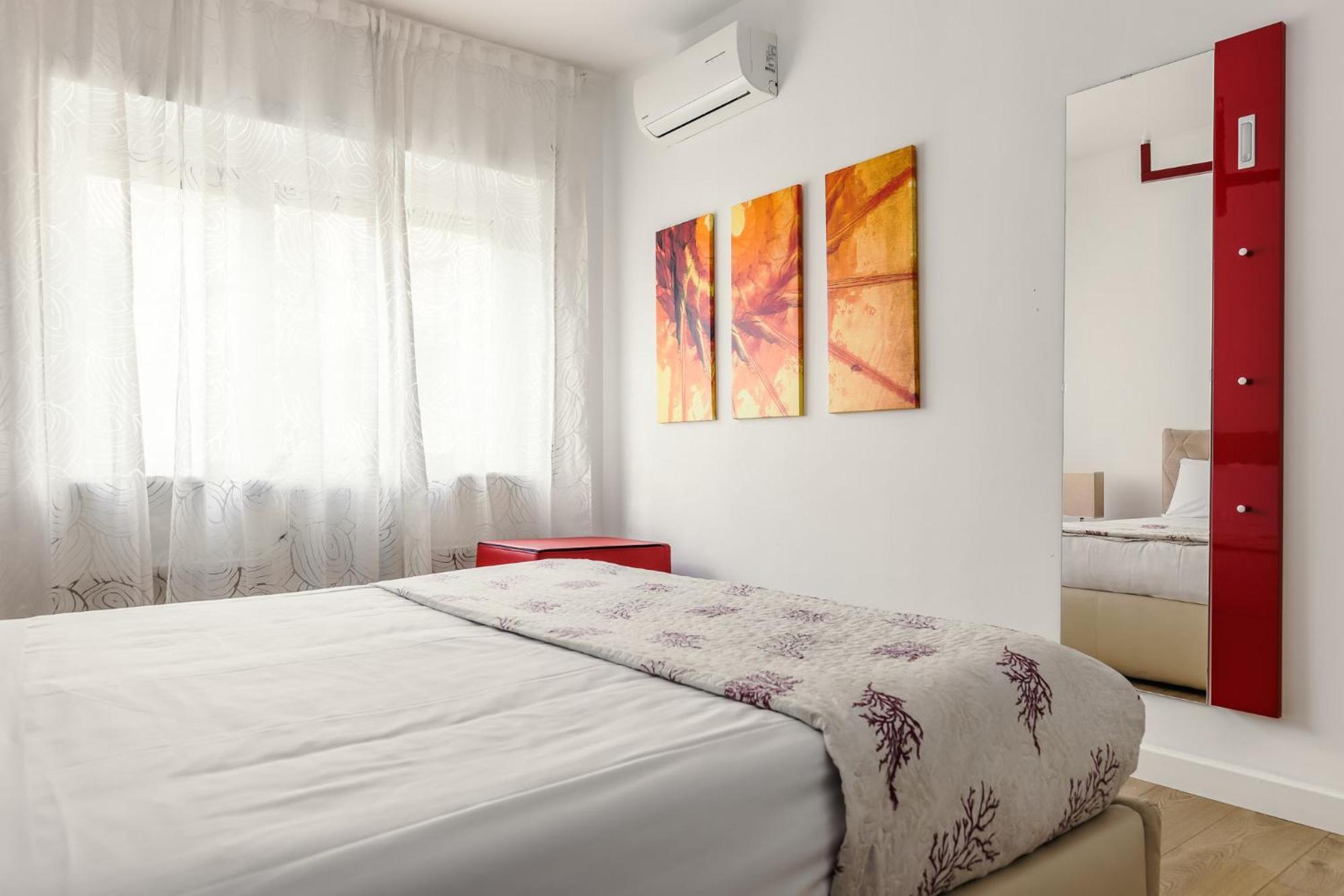 Apartment Costanza In Рим Екстериор снимка